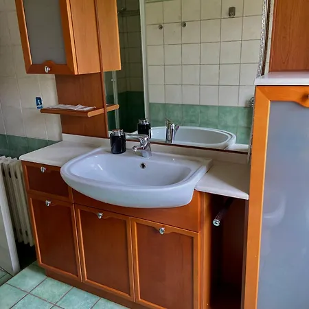 公寓 Avventura E Relax A 2 *